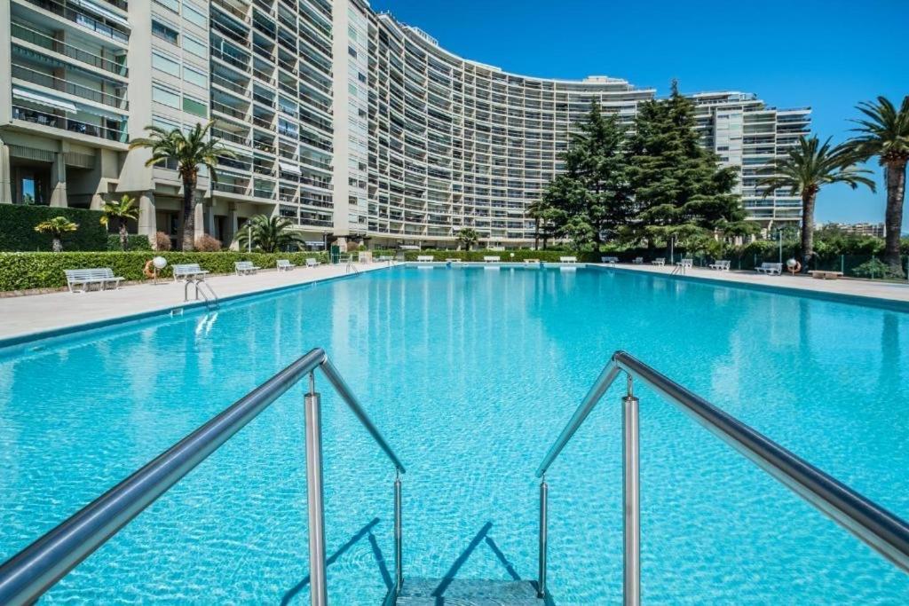 My Resid Appart Cannes Marina Vue Mer มองเดอลิเยอลานาปูล ภายนอก รูปภาพ