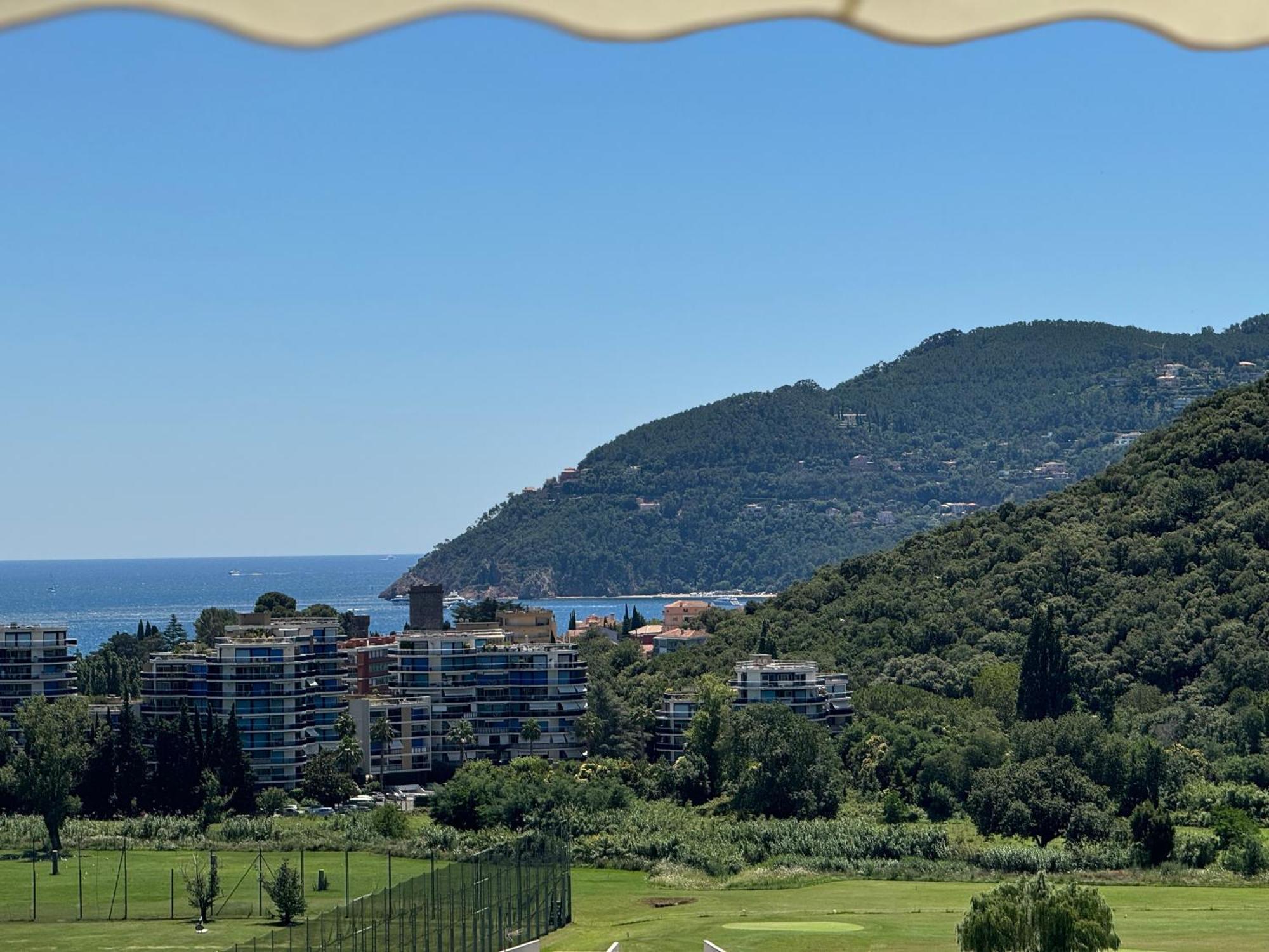 My Resid Appart Cannes Marina Vue Mer มองเดอลิเยอลานาปูล ภายนอก รูปภาพ